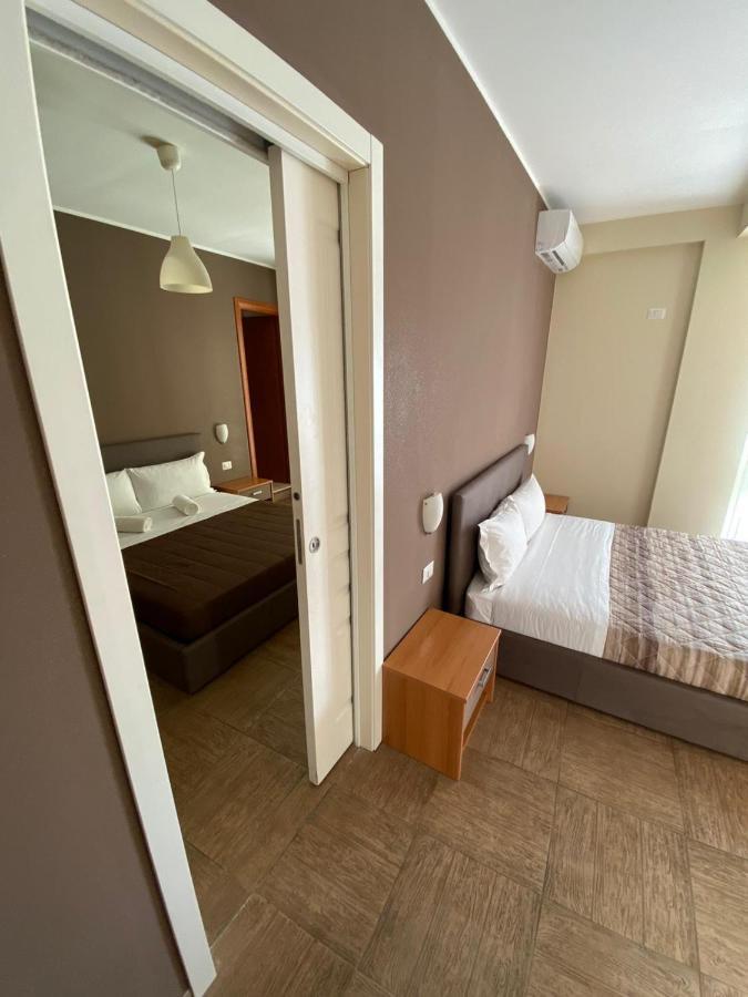 Nick & Santo'S Holiday Homes B&B Giardini Naxos Exterior foto